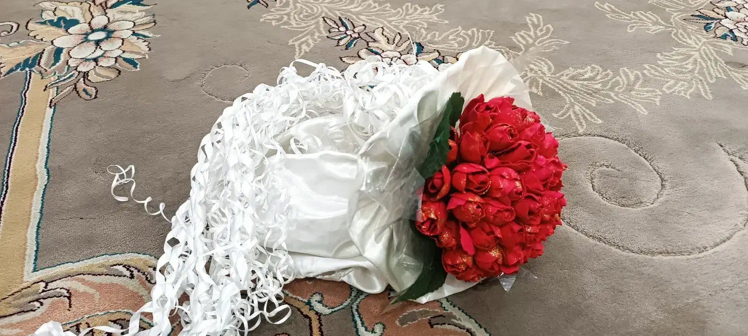 دسته گل عروس|گل مصنوعی|همدان, |دیوار