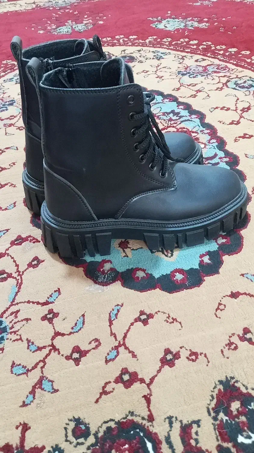 نیم بوت نو واستفاده نشده سایز ۳۷ قیمت۵۰۰|کیف، کفش، کمربند|دهدشت, |دیوار