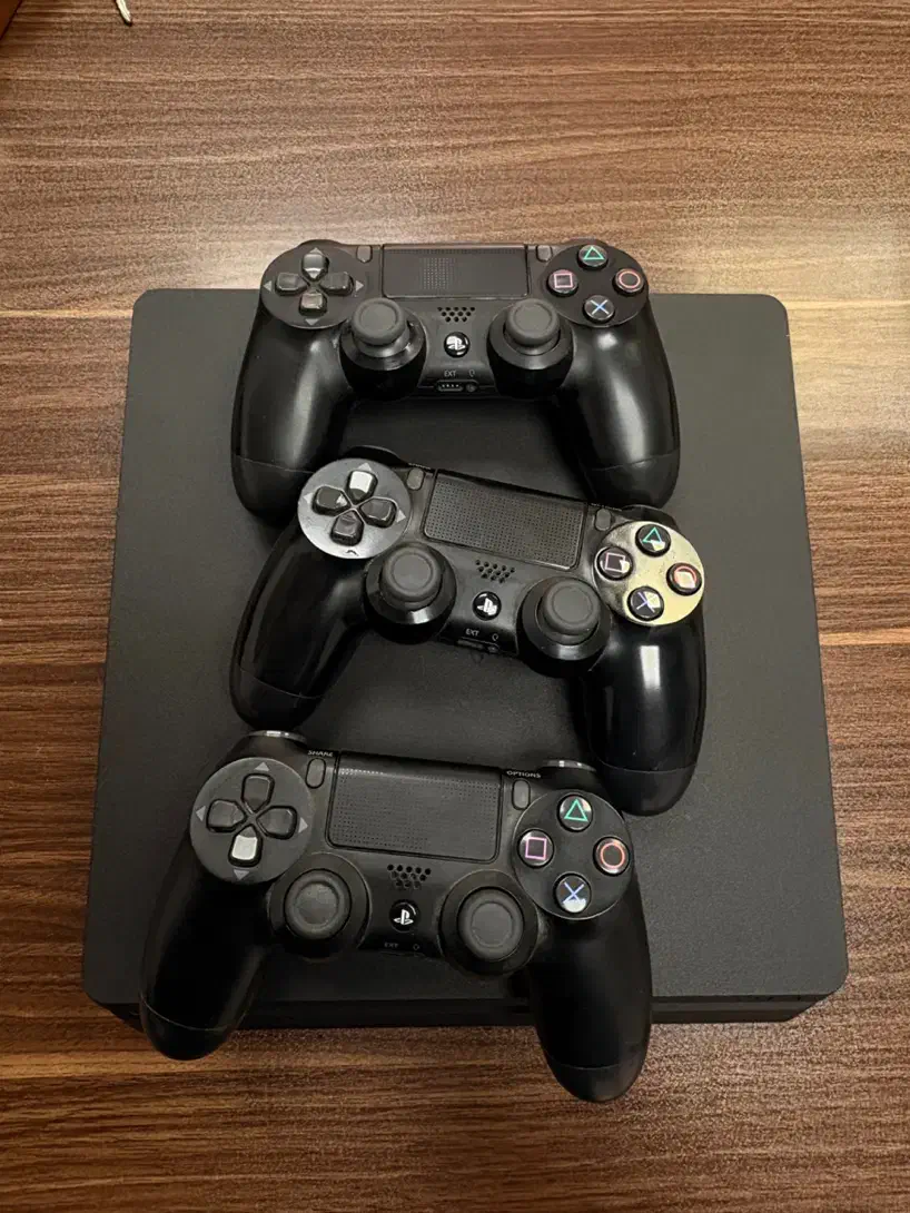 Ps4 slim آکبند با لوازم|کنسول، بازی ویدئویی و آنلاین|ری, دولتآباد|دیوار