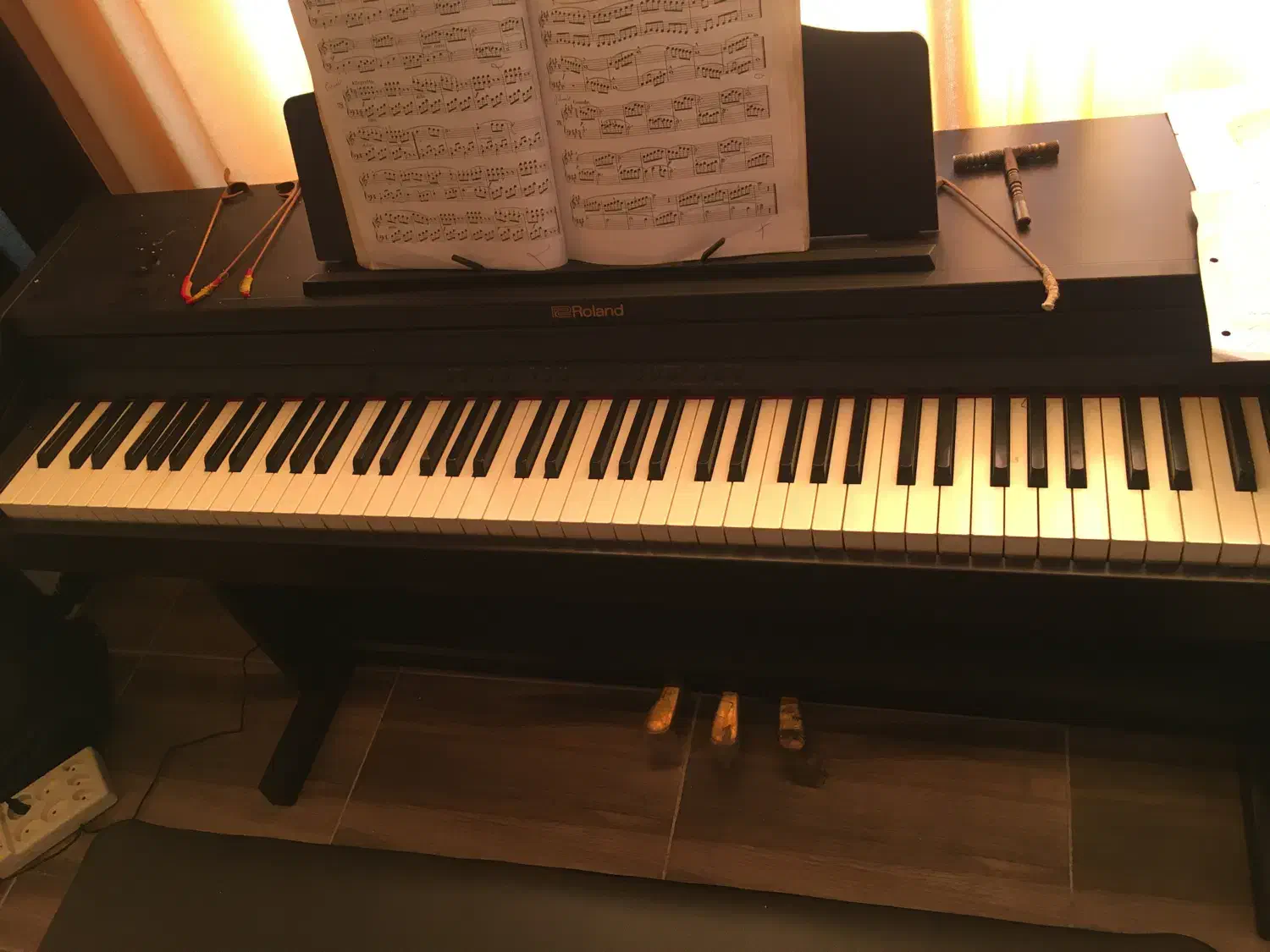 پیانو الکترونیک رولندRp501|پیانو، کیبورد، آکاردئون|فردیس, ثابتی|دیوار