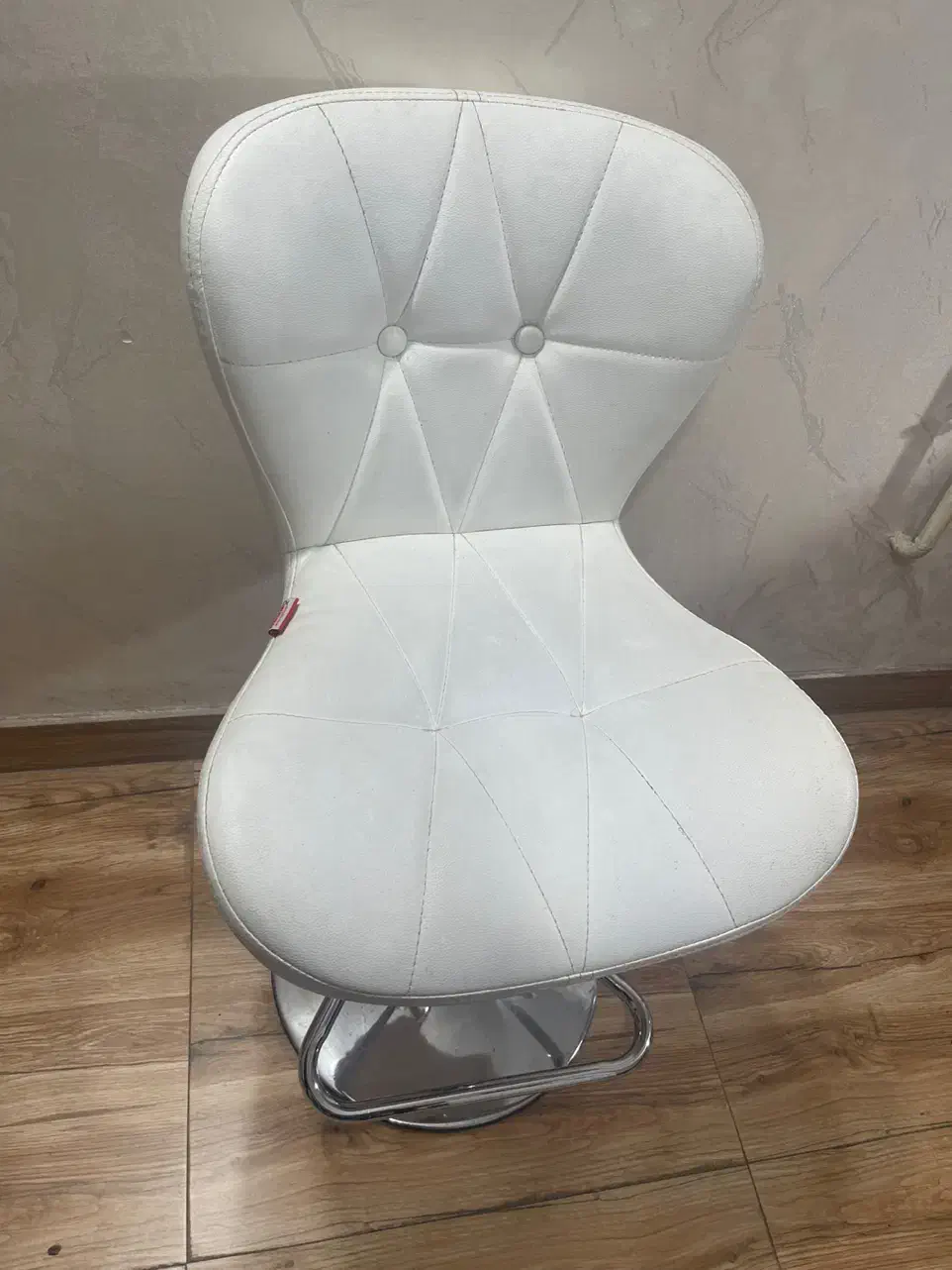 صندلی|صندلی و نیمکت|فومن, |دیوار