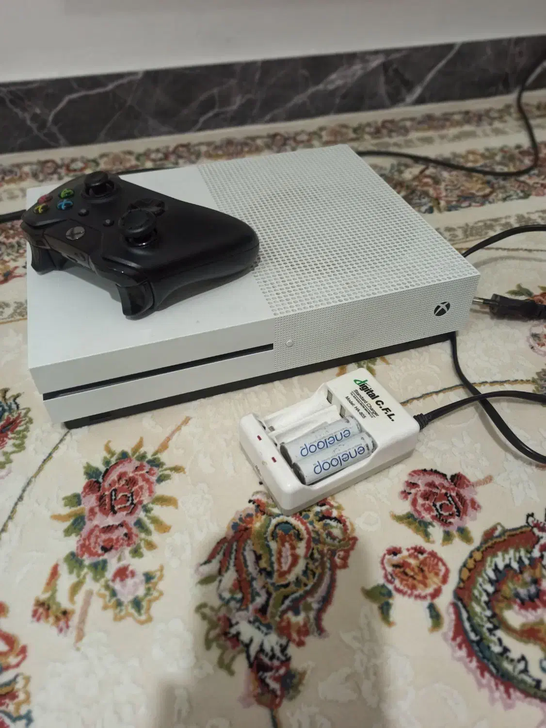 ایکس باکس وان اس 1 ترابایت|کنسول، بازی ویدئویی و آنلاین|سقز, |دیوار