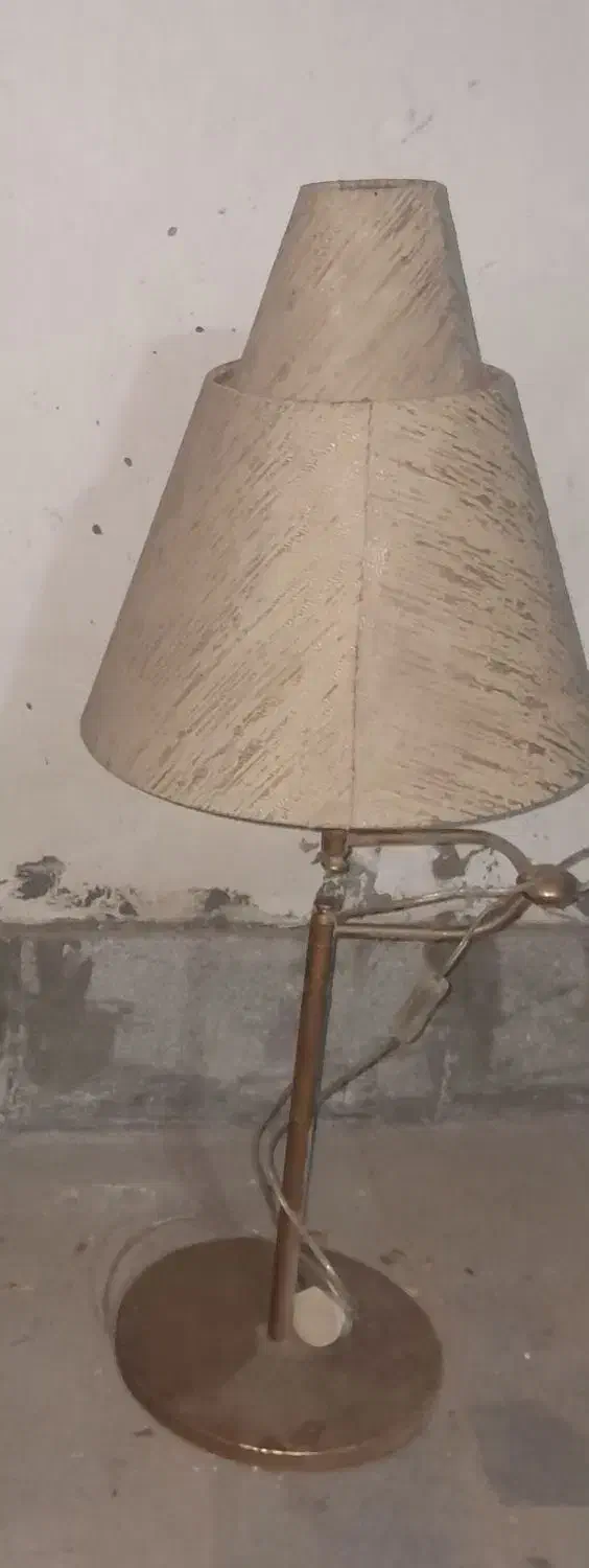 اباژور|چراغ خواب و آباژور|مشهد, انقلاب|دیوار