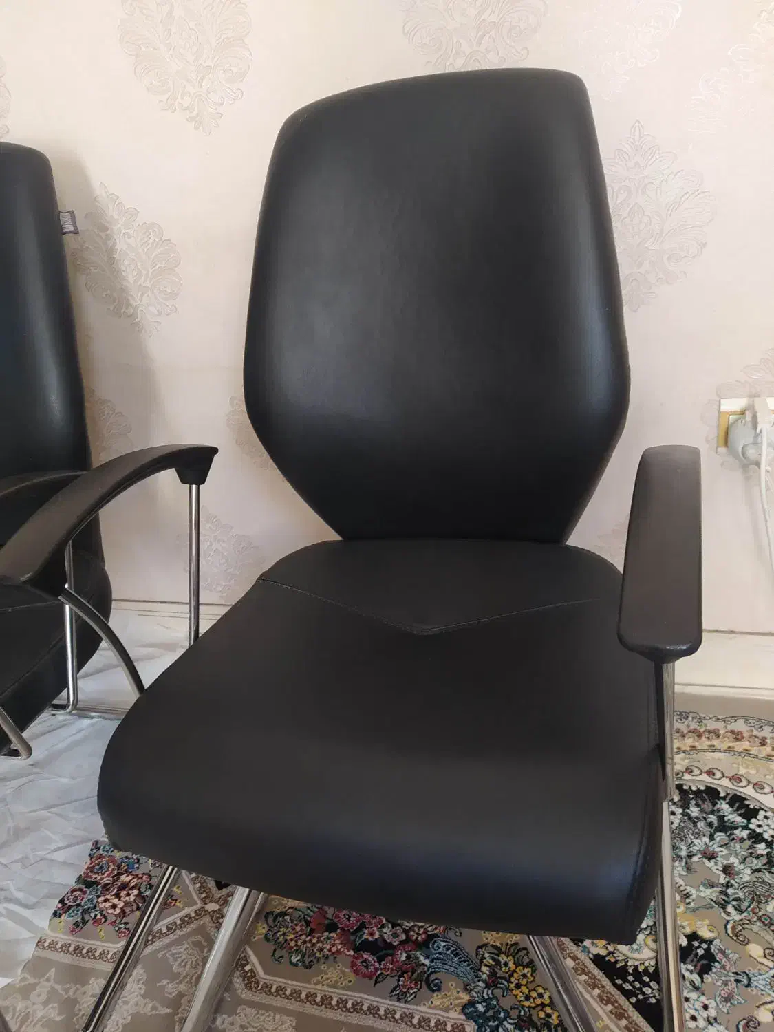 صندلی کنفرانسی برند رادسیستم|مبلمان اداری|مشهد, ایثارگران|دیوار