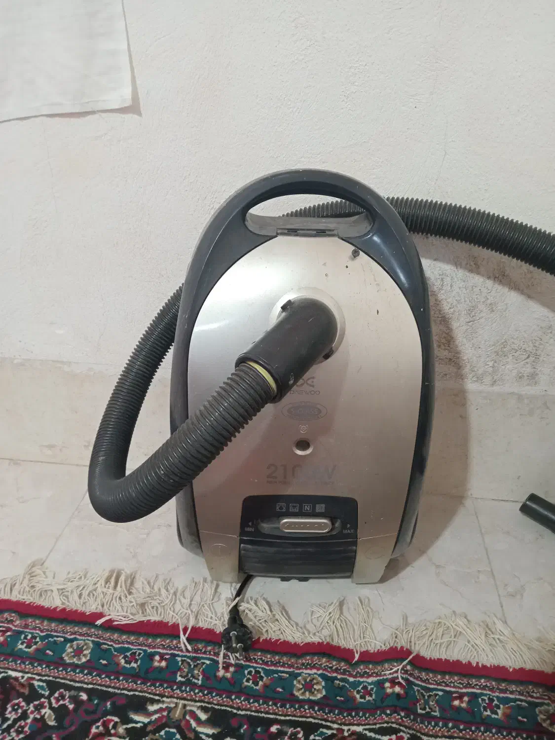 چند وسلیه برای فروش|فرش|فومن, |دیوار