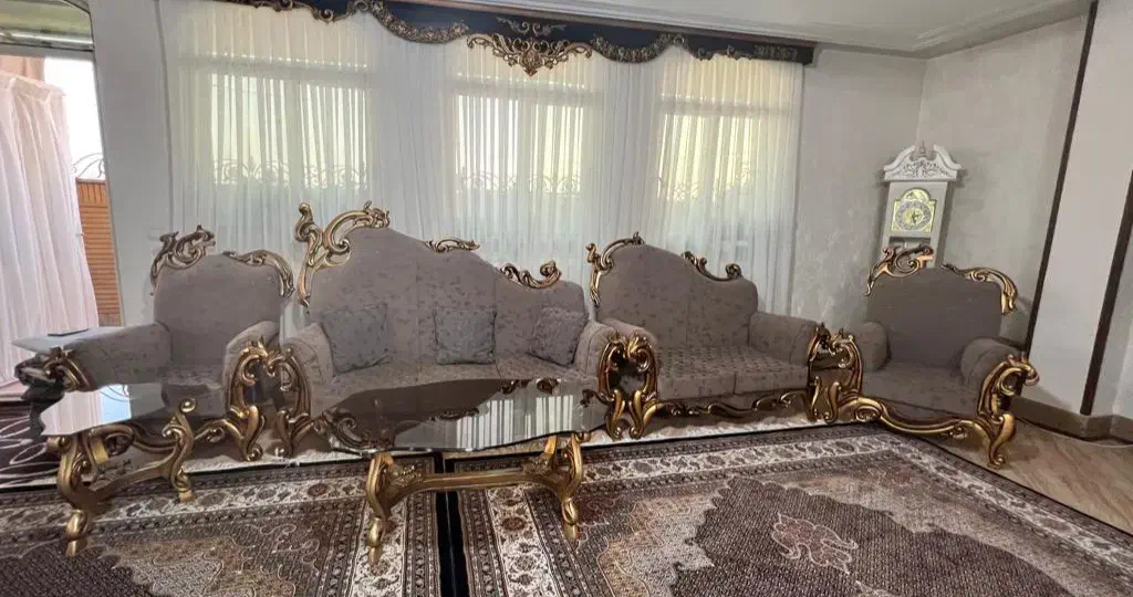 مبل مدل سلطنتی  ۸ نفره سالم|مبلمان خانگی و میز عسلی|قم, آزادگان|دیوار