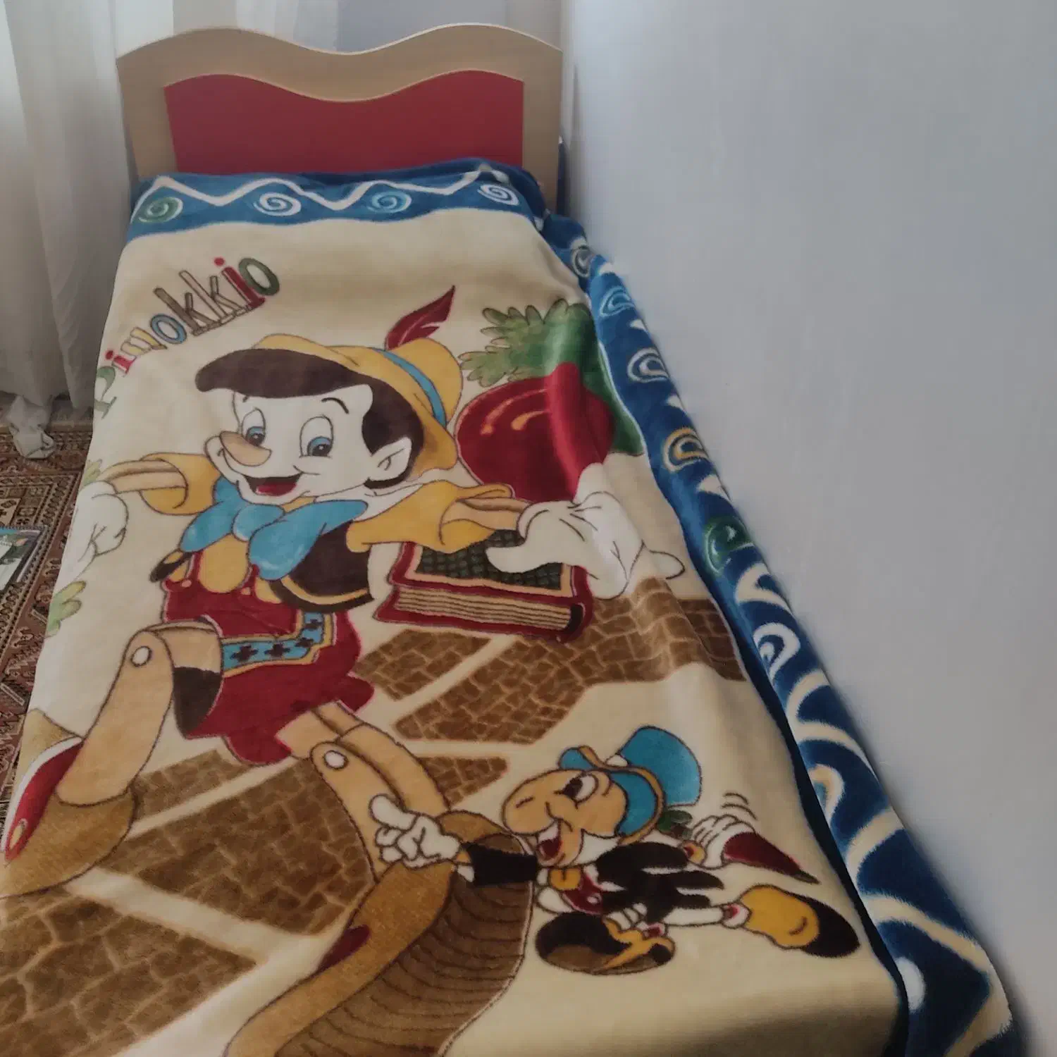 تخت کمد ویترین|تخت و سرویس خواب|گلبهار, شهر جدید گلبهار|دیوار