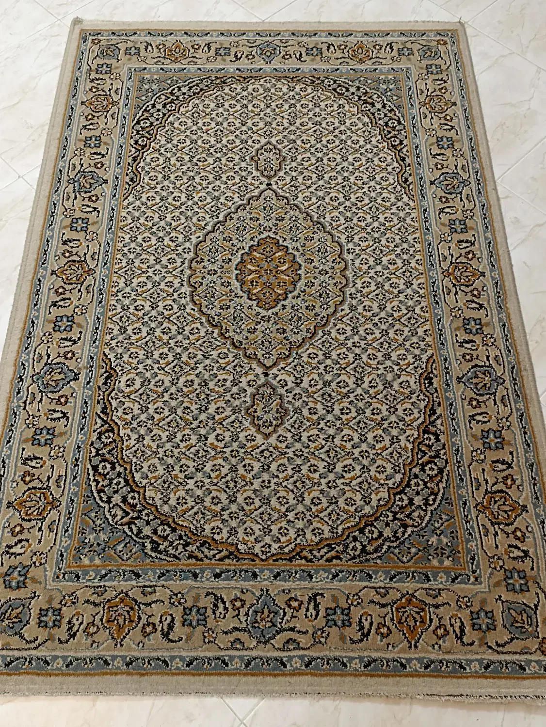 قالیچه ماشینی درحدنو سایزیک دردو|فرش|سبزوار, قائم|دیوار