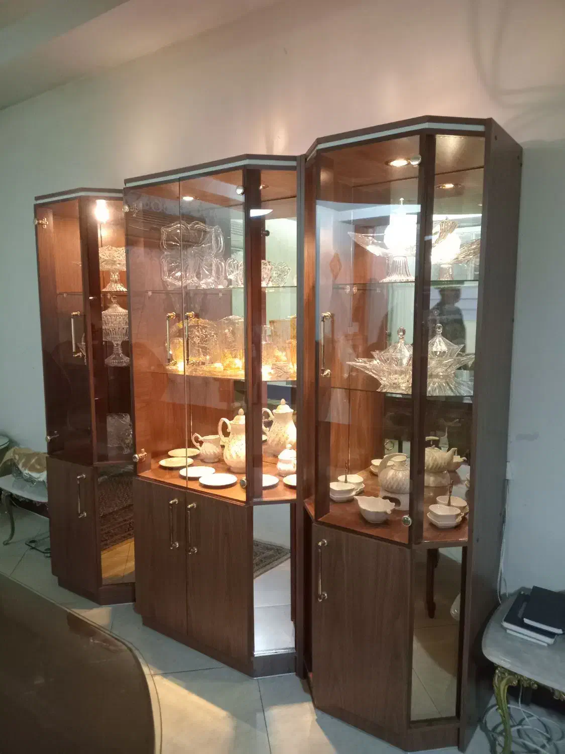 ویترین چوبی|بوفه، ویترین، کنسول|کرج, گوهردشت|دیوار