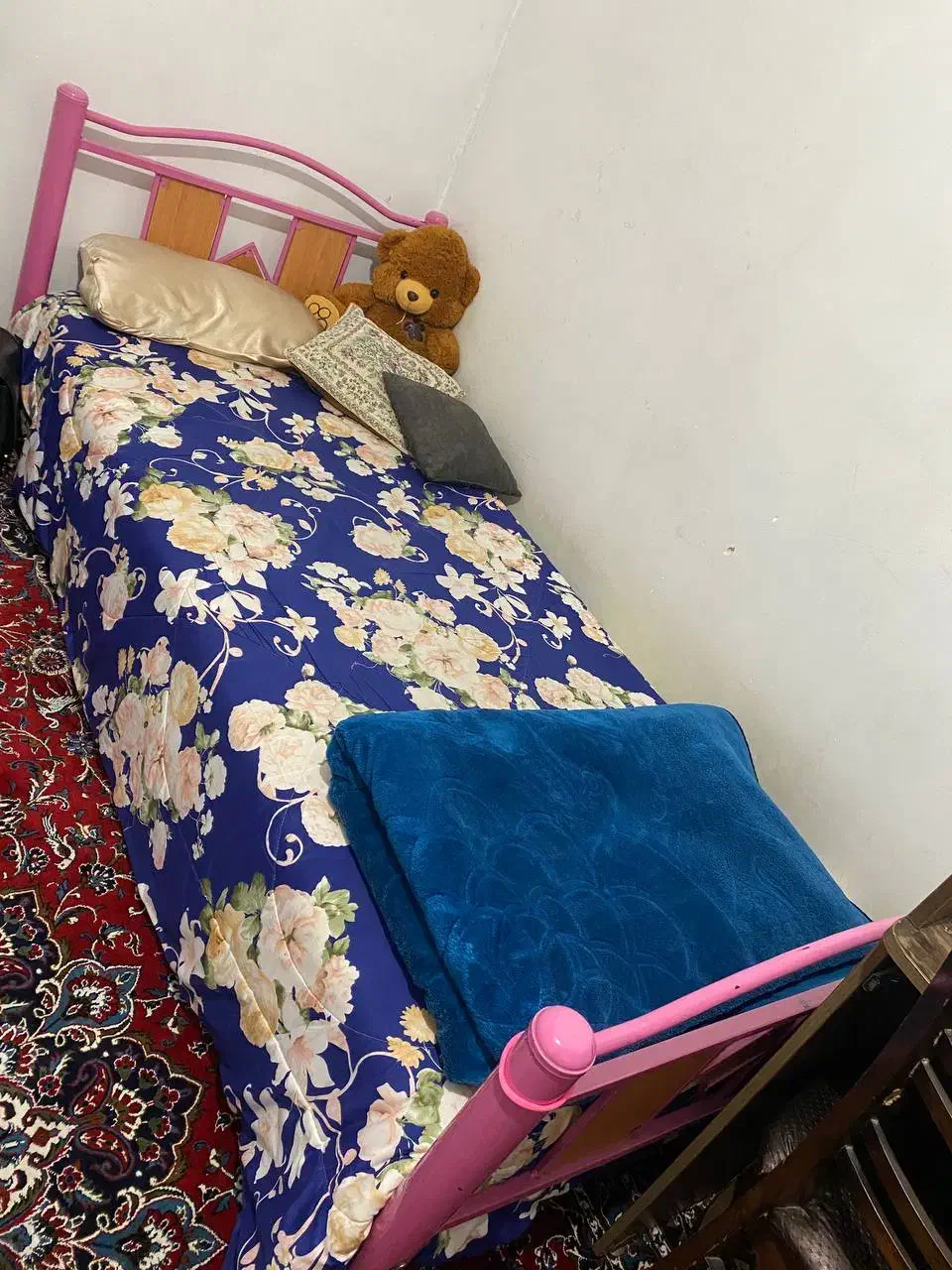 تخت خواب یک نفره فلزی با تشک|تخت و سرویس خواب|پاکدشت, شهرک امام رضا|دیوار