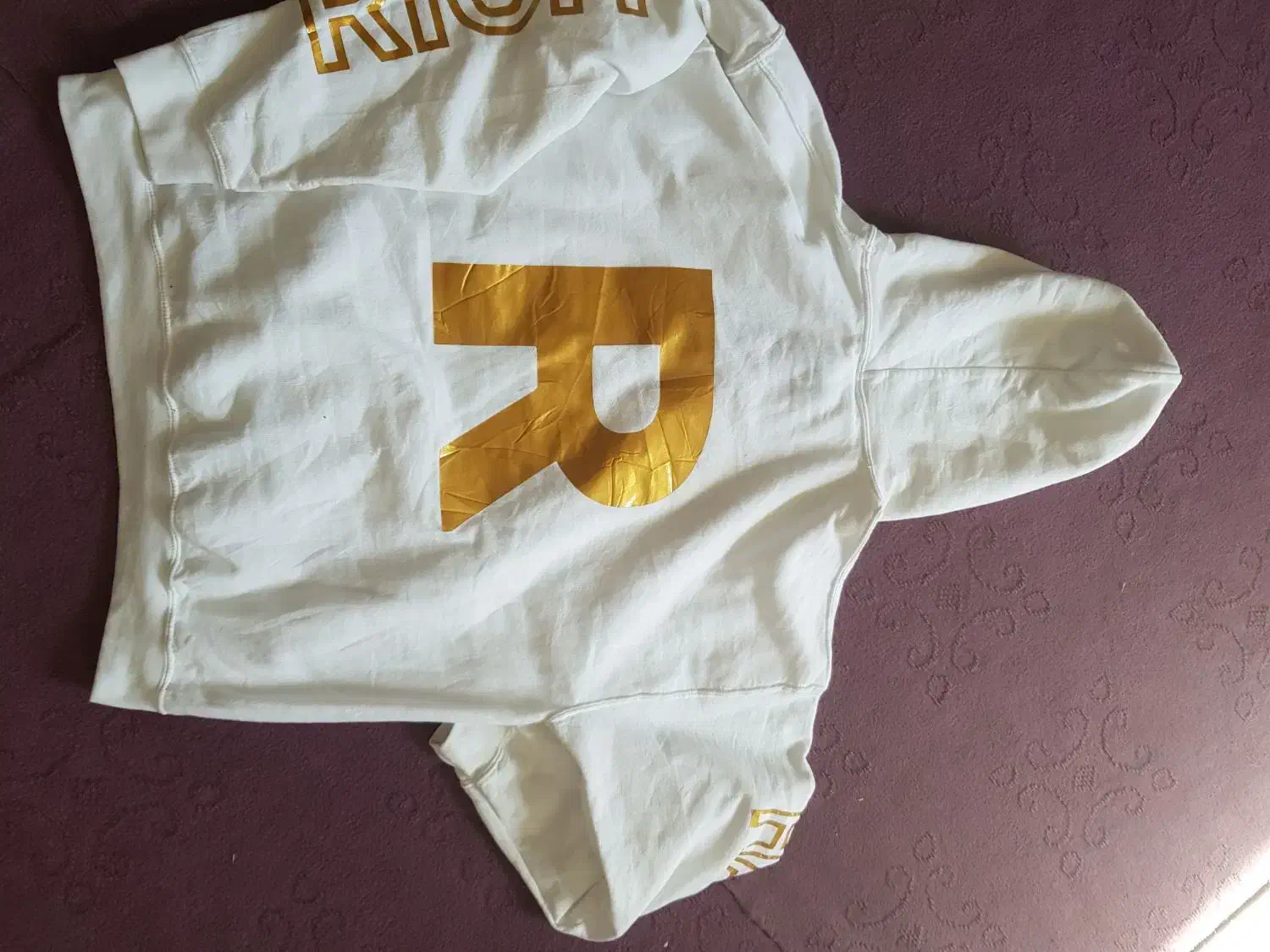 هودی مارک|لباس|نقده, |دیوار