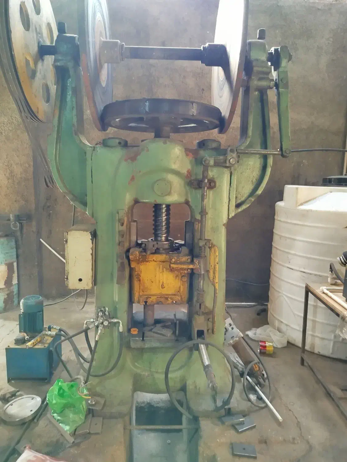 پرس فورج هارتلی 63 تن|ماشینآلات صنعتی|پاکدشت, پارچین|دیوار