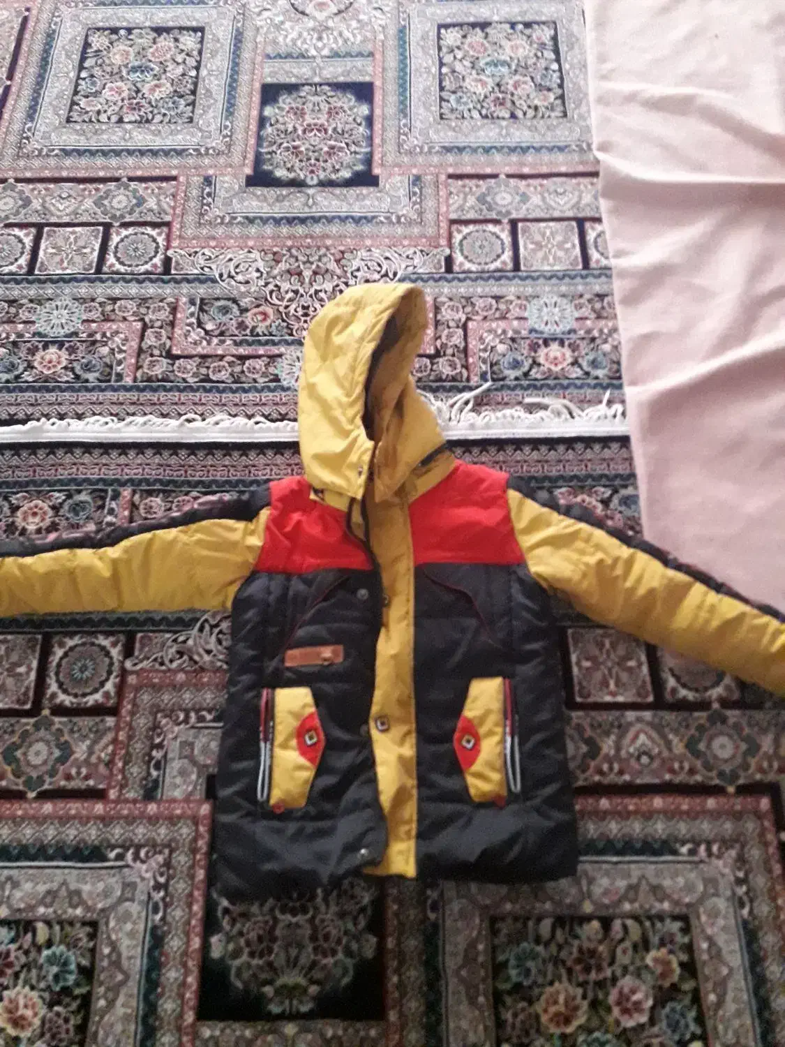 کاپشن|کفش و لباس بچه|زنجان, |دیوار