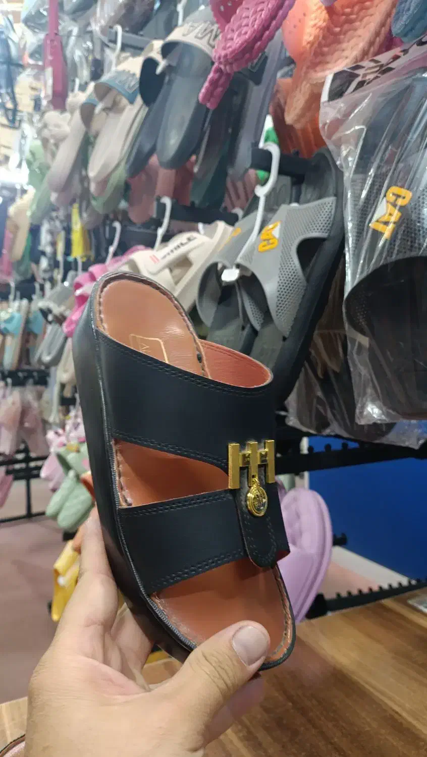 صندل عربی|کیف، کفش، کمربند|بیرجند, |دیوار