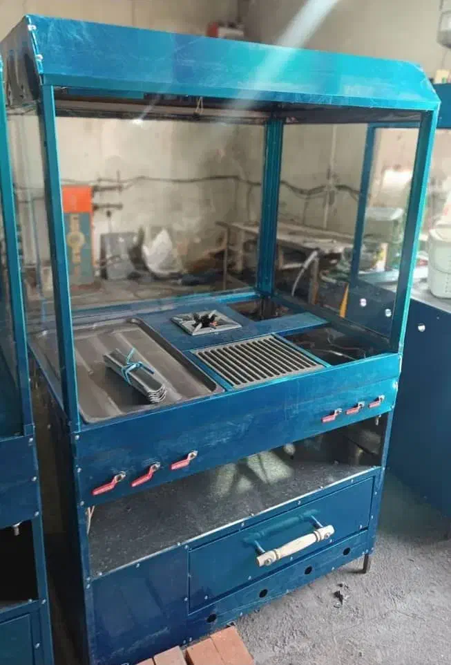 فرmساندویچیmمدل سیارkگاریmلبو باقالیbفلافلnساندویچ|کافیشاپ و رستوران|قزوین, |دیوار