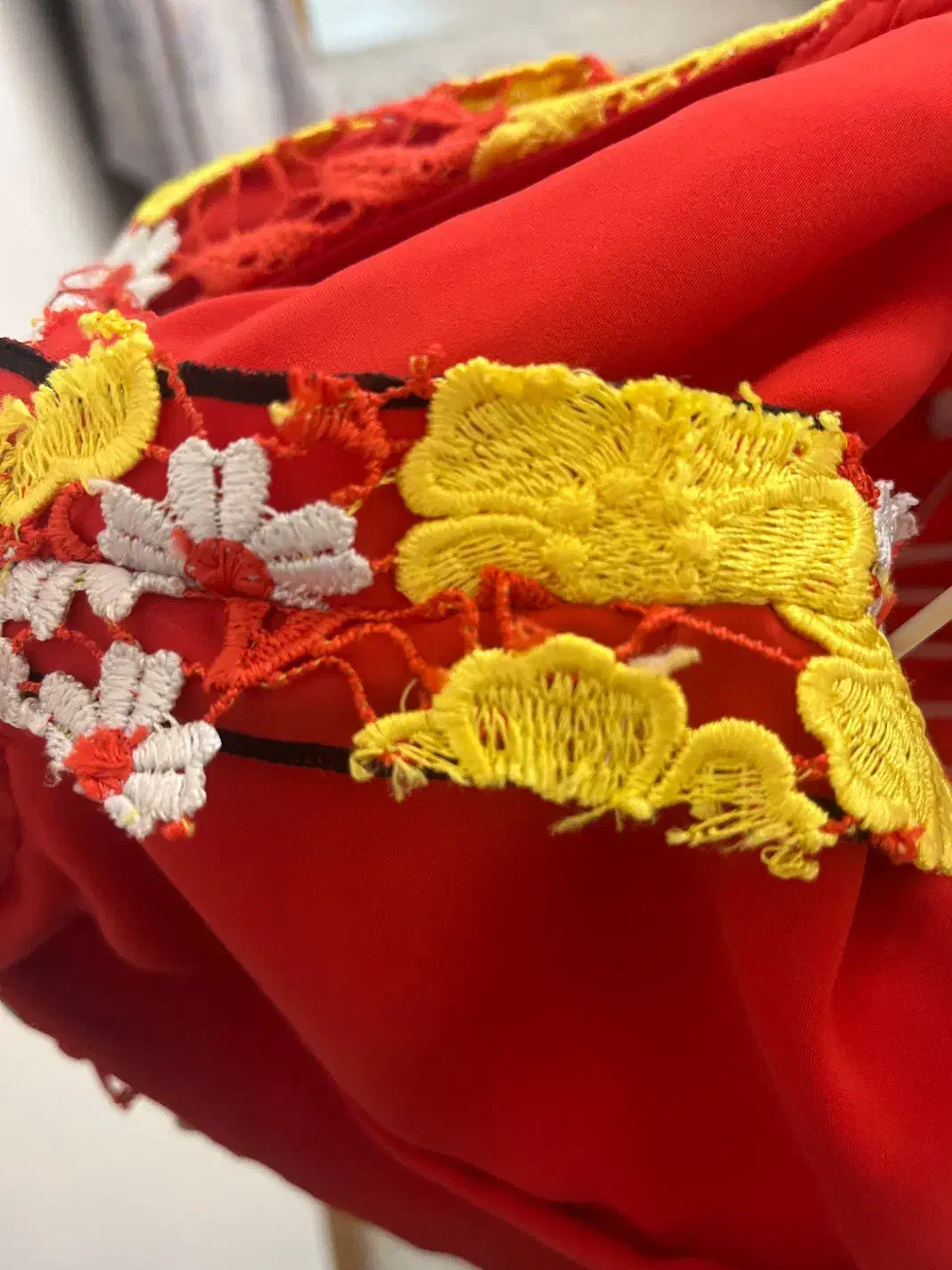 لباس مجلسی|لباس|قم, باجک یک|دیوار