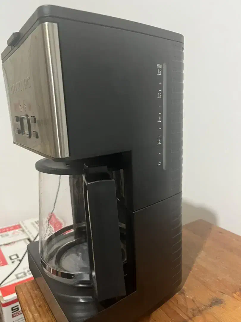 قهوه ساز|سماور، چای‌ساز، قهوه‌ساز|نور, |دیوار