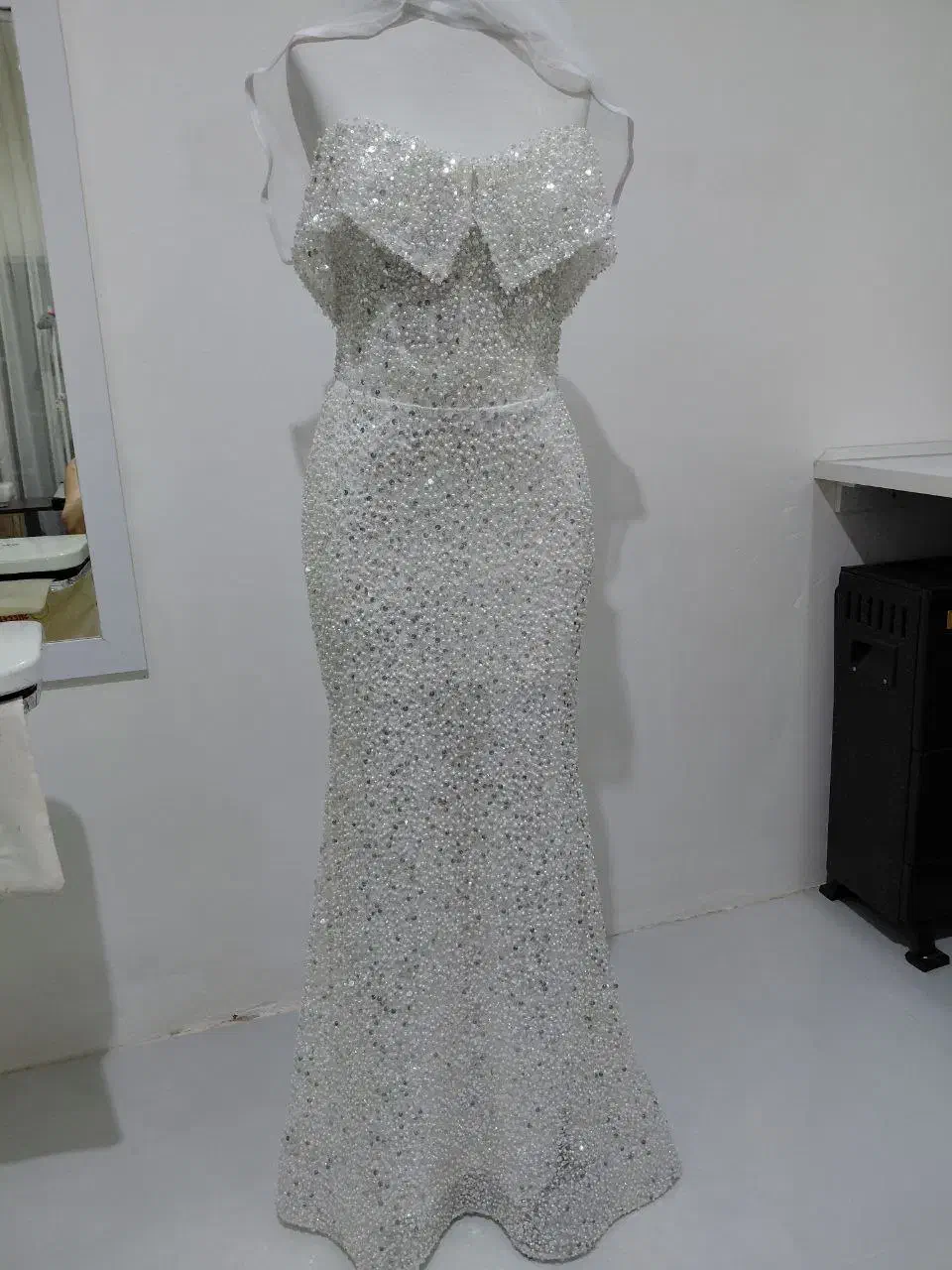 لباس مجلسی|لباس|گلبهار, شهر جدید گلبهار|دیوار