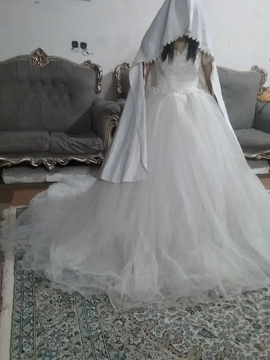 لباس عروس در حد نو|لباس|بهارستان, |دیوار