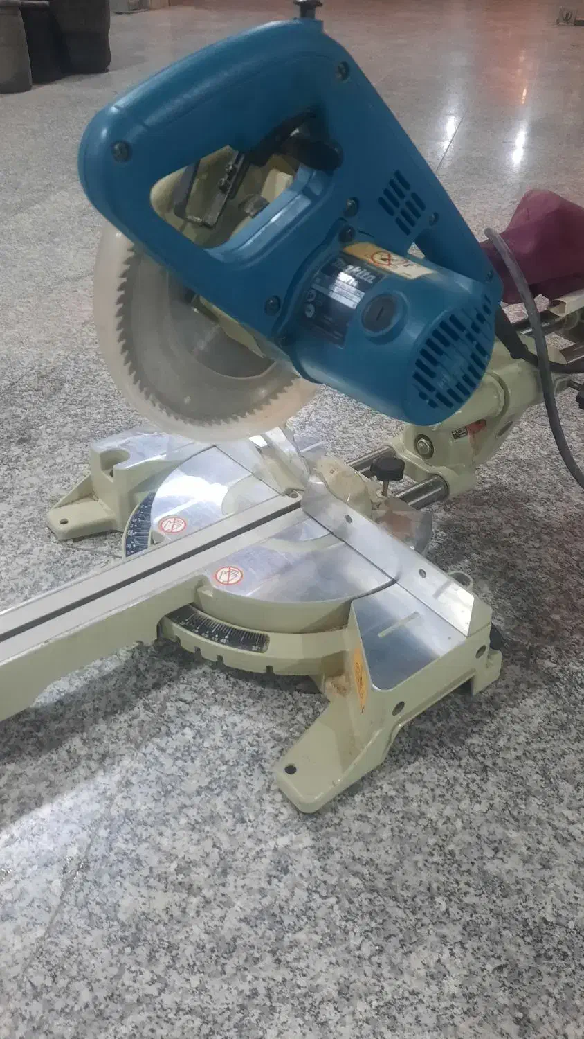 فروش اره فارسی بر ماکیتا 714|ابزارآلات|شیراز, ترمینال باربری|دیوار