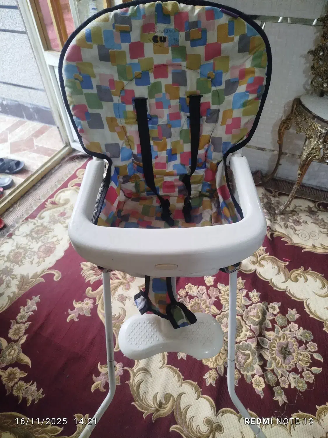 صندلی کودک|تخت و صندلی بچه|اندیمشک, |دیوار