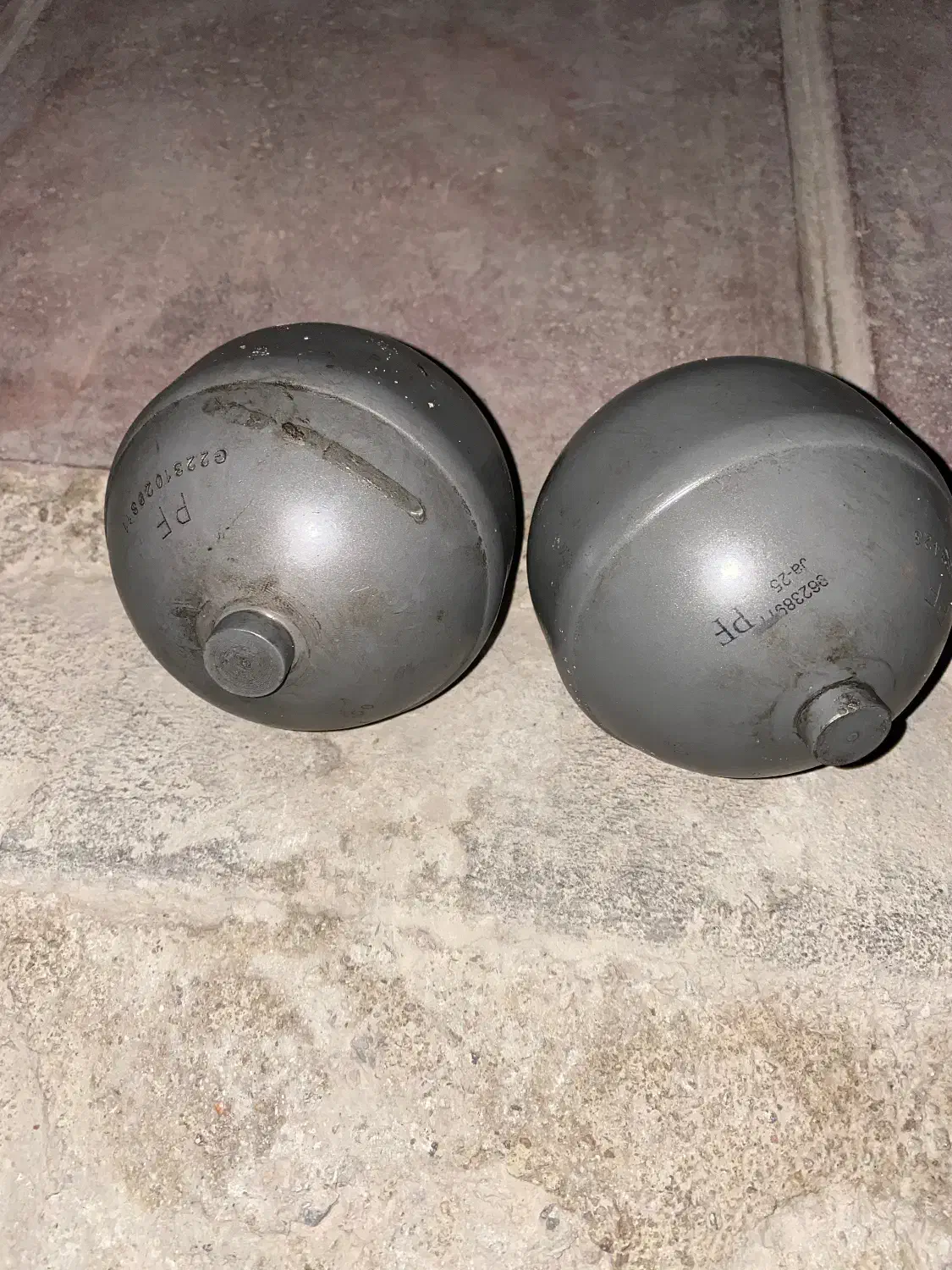 گوی منبع اگزوز|قطعات یدکی و لوازم جانبی|یزد, |دیوار