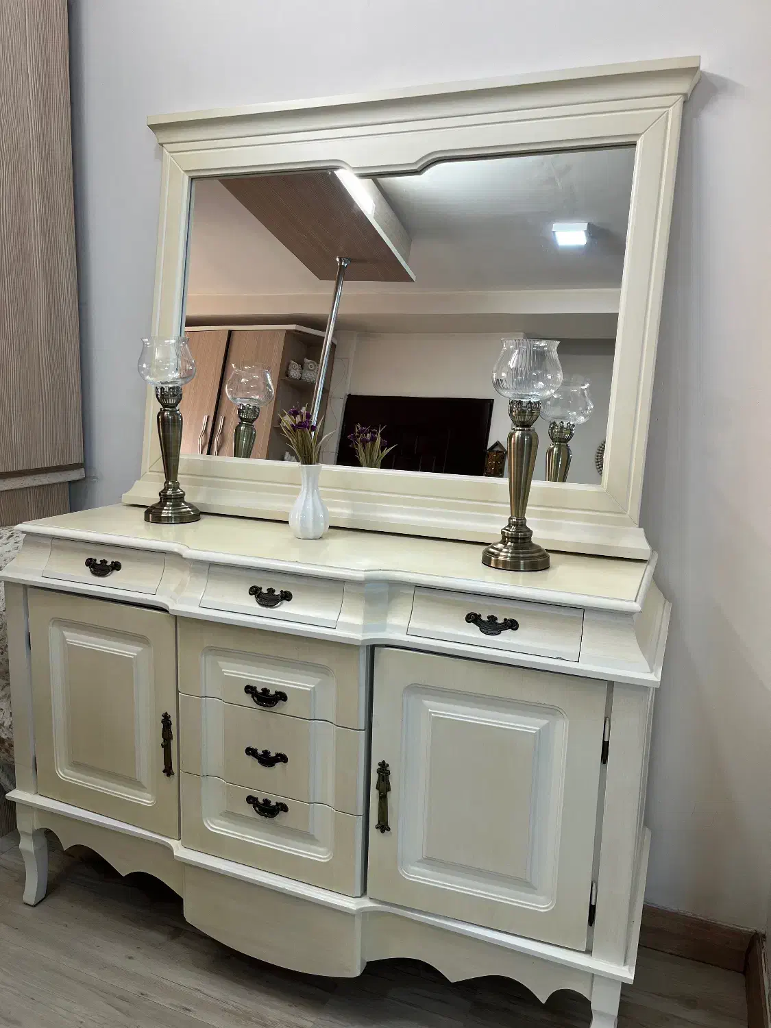 آیینه کنسول و شمعدان برنز|بوفه، ویترین، کنسول|کرج, شهرک شهرداری|دیوار