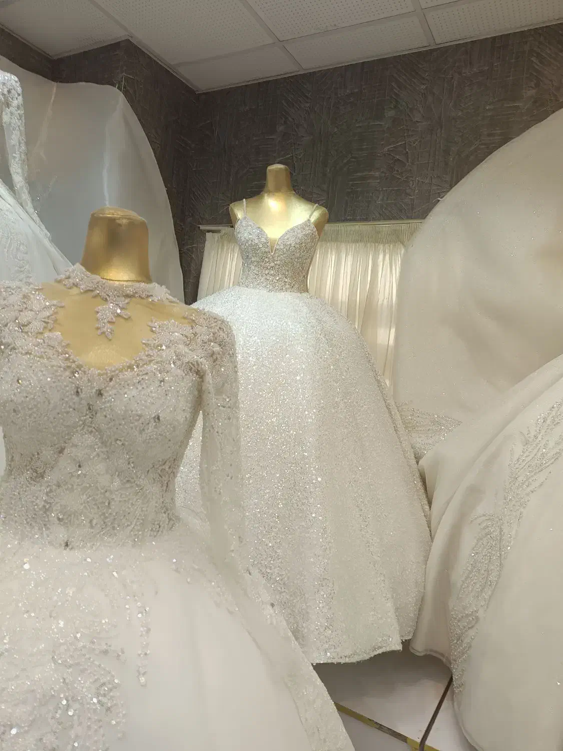 کرایه لباس عروس و مجلسی|لباس|مشهد, شهرک امام هادی (شهرک غرب)|دیوار