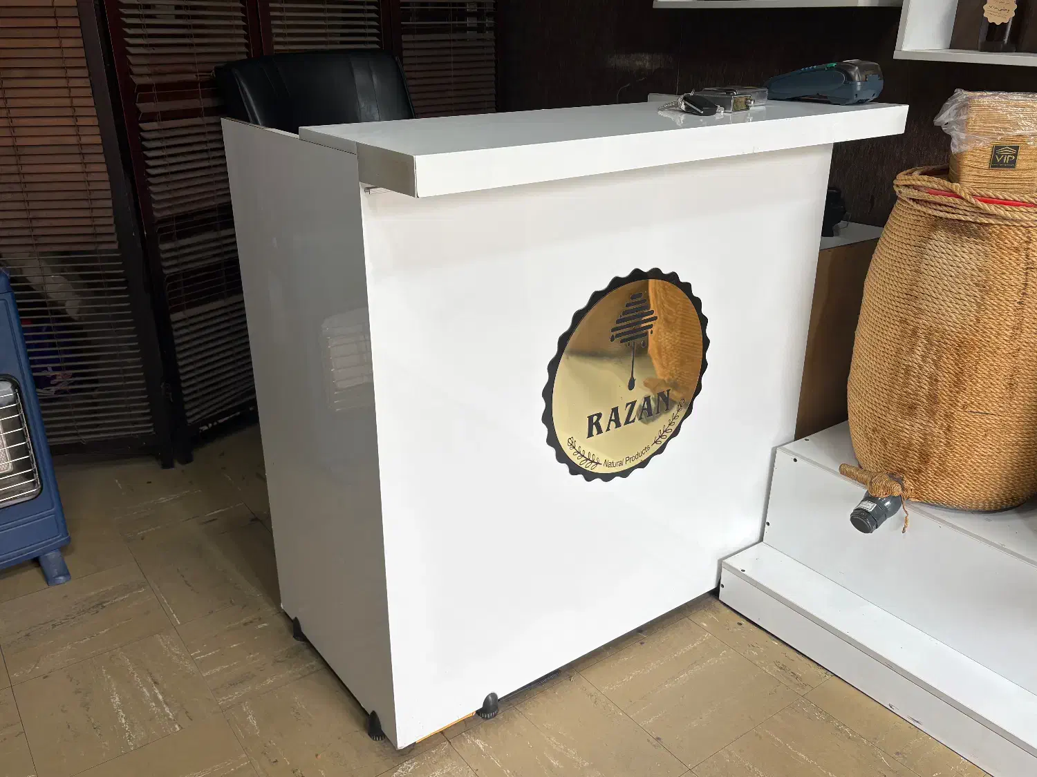 میز کانتر سالم هایگلس|فروشگاه و مغازه|تهران, تهرانسر مرکزی|دیوار