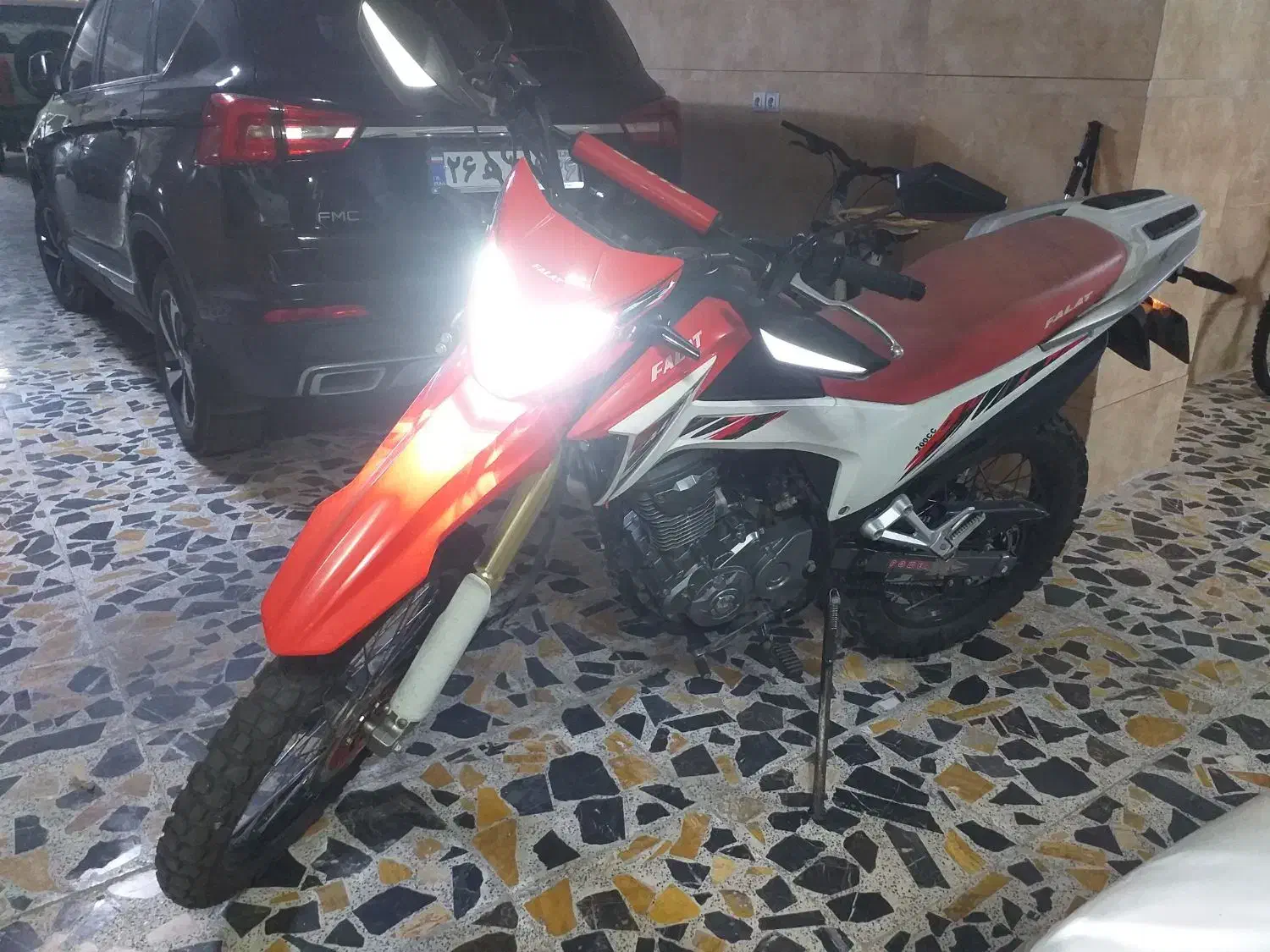 موتور فلات سی آر اف مدل ۱۴۰۳|موتورسیکلت|رشت, حاجی آباد|دیوار