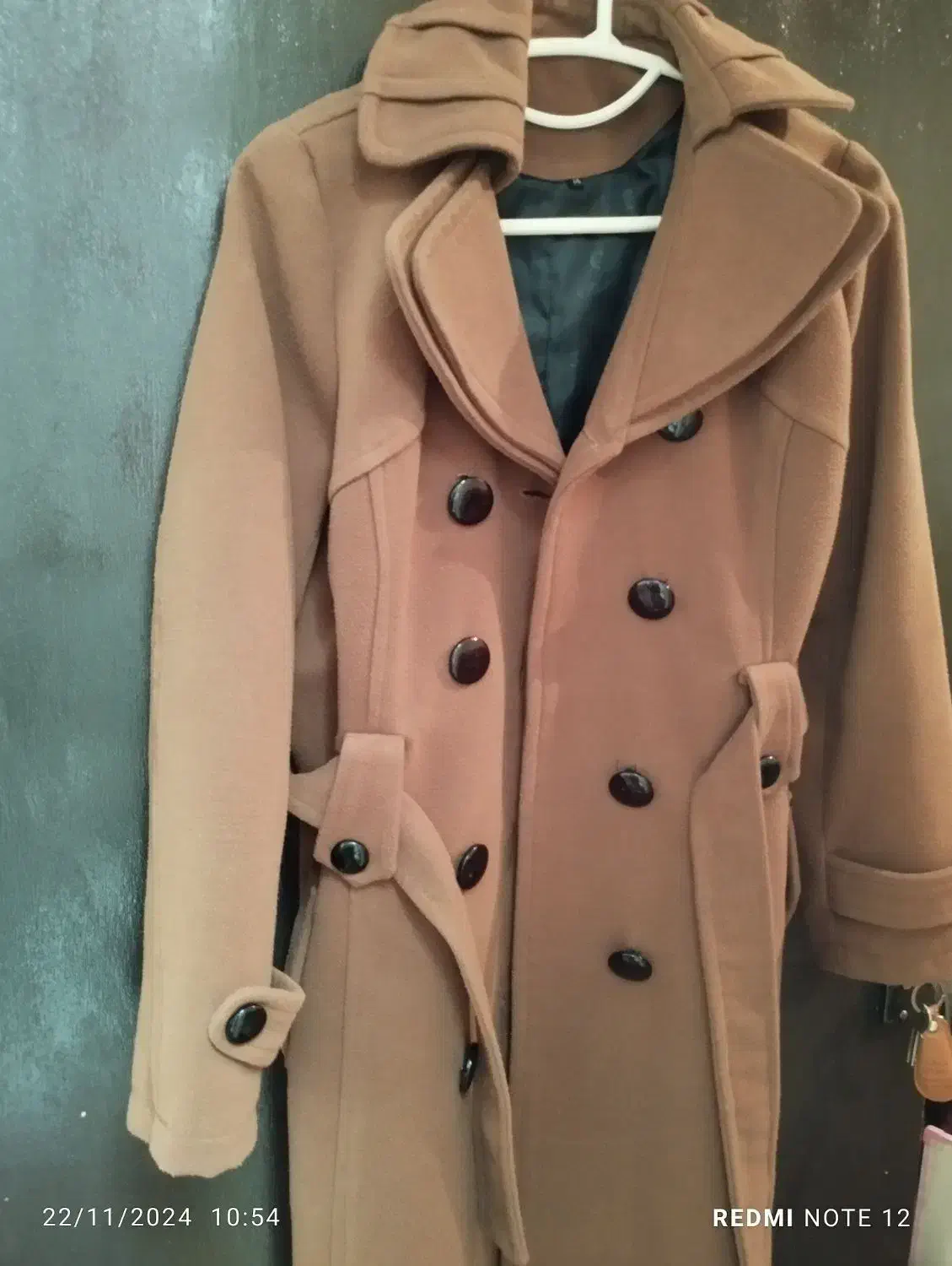 پالتو|لباس|همدان, |دیوار