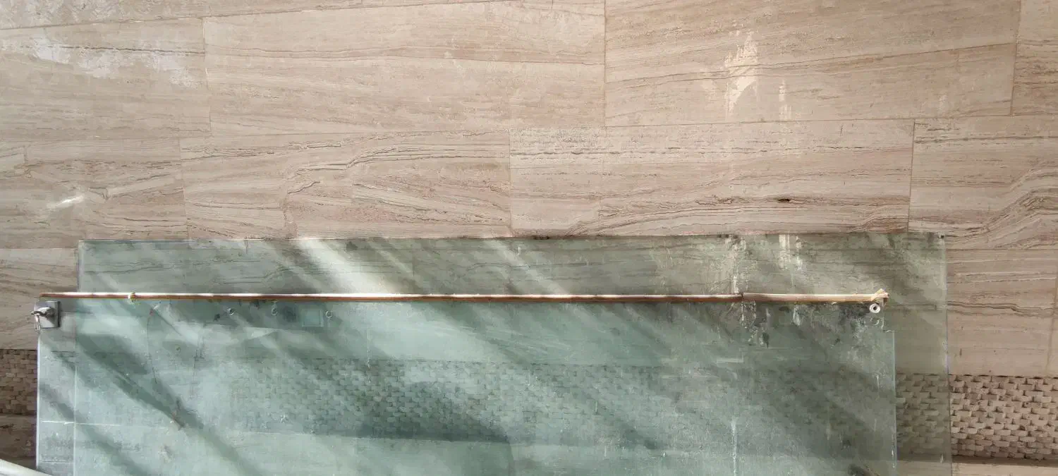 شیشه سکوریت|مصالح و تجهیزات ساختمان|تربتحیدریه, باغ ملی|دیوار