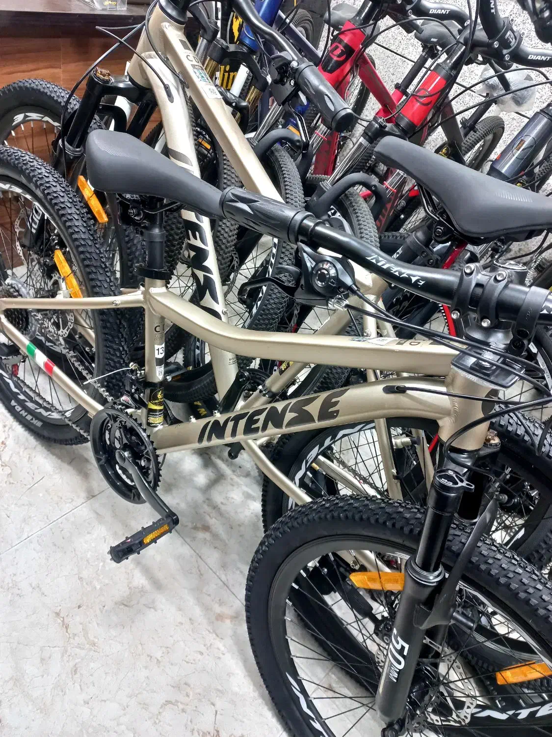 دوچرخه intens و bonito سایز ۲۴ و ۲۶|دوچرخه، اسکیت، اسکوتر|شاهرود, |دیوار