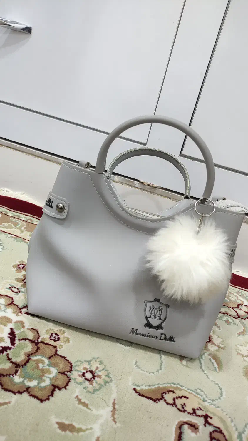 کیف و کفش|کیف، کفش، کمربند|قائن, |دیوار