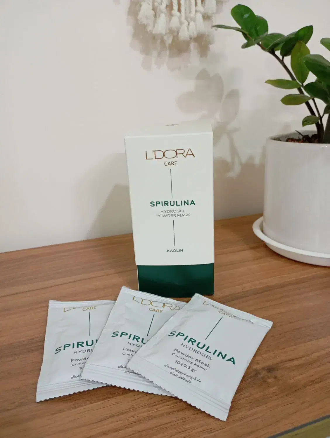 محصولات لدورا و پاکسازی پوست|فعالیت داوطلبانه تحقیقاتی|سبزوار, قلعه‌نو دهزار|دیوار