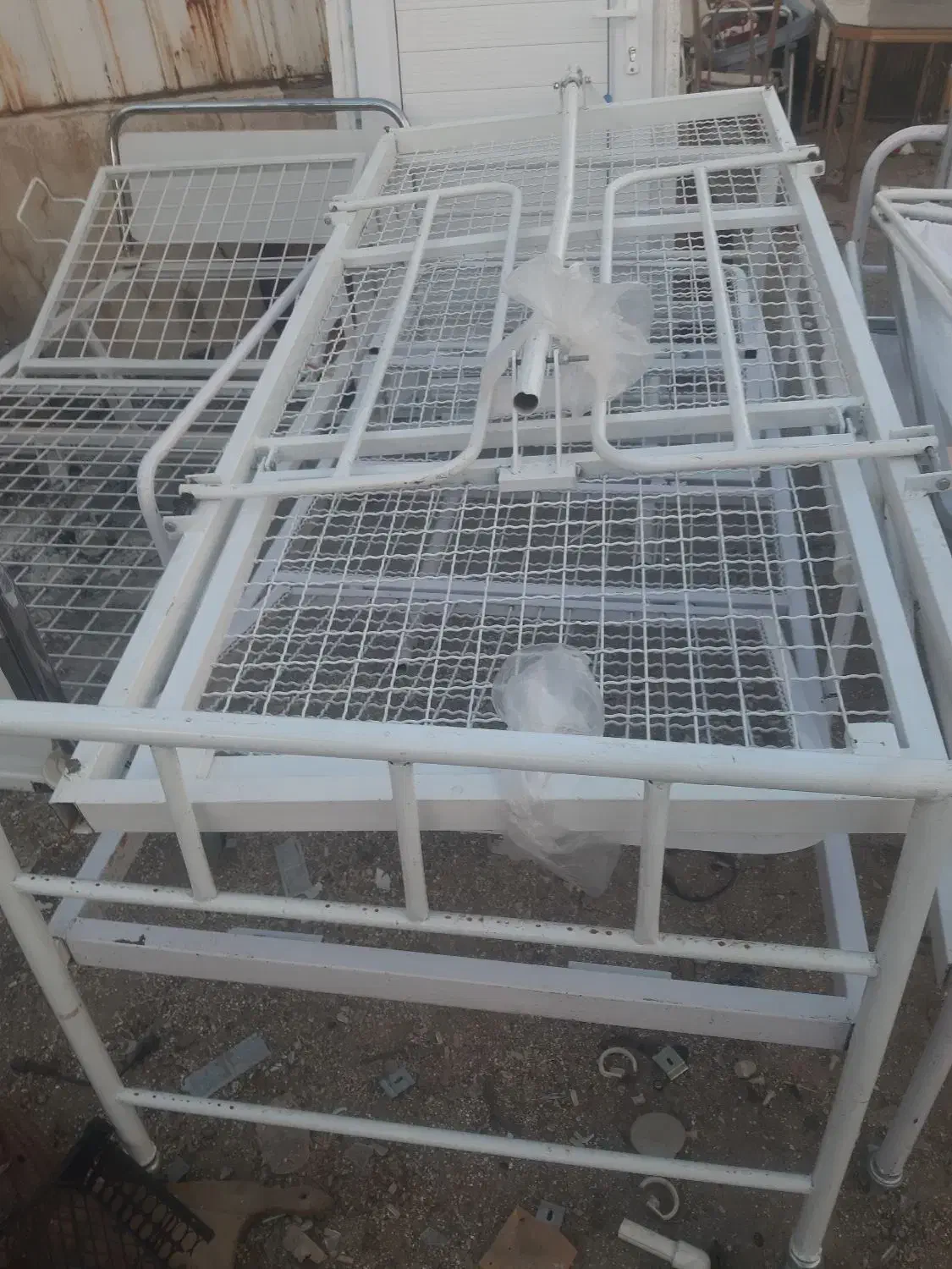 فروش تخت بیمارستانی ویلچر پاراوان تخت تزریقات|آرایشی، بهداشتی، درمانی|ارومیه, |دیوار