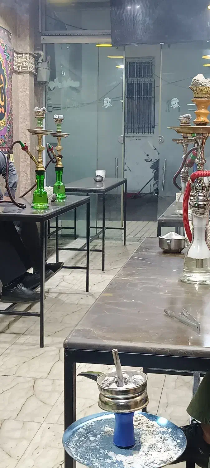 نیروی ساده و وسط کار قهوه خانه|استخدام خدمات فروشگاه و رستوران|تهران, یاخجی آباد|دیوار