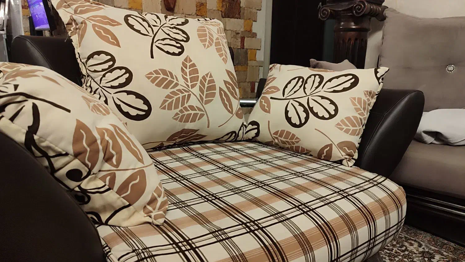 مبل ۸ نفره|مبلمان خانگی و میز عسلی|کرج, اصفهانی‌ها|دیوار