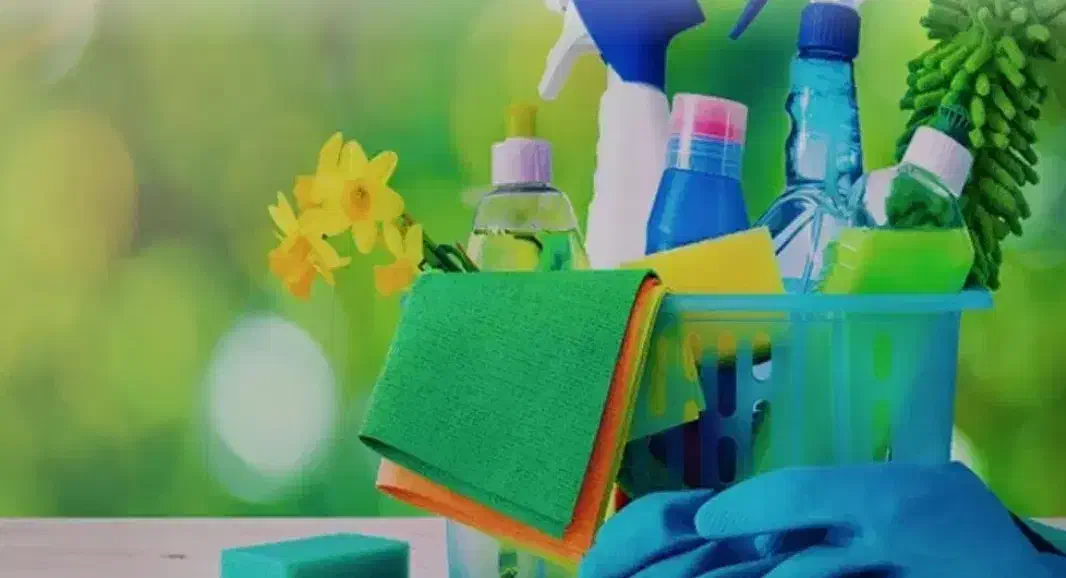 استخدام نیروی خدماتی خانم یا آقا|استخدام سرایداری و نظافت|شیراز, بازار|دیوار