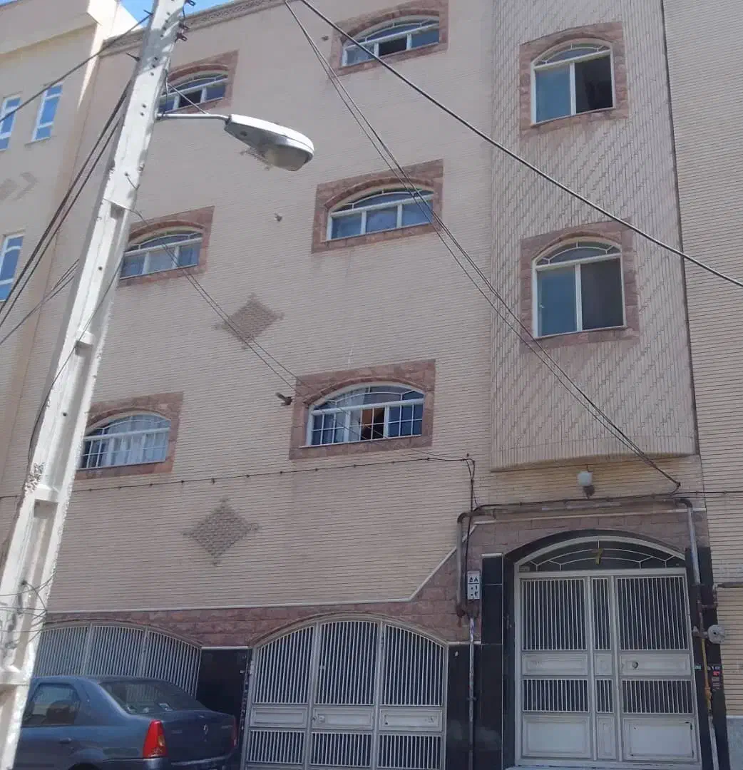 رهن آپارتمان ۱۴۰ متری ۳ خوابه طبقه ۲|اجارهٔ آپارتمان|تبریز, |دیوار