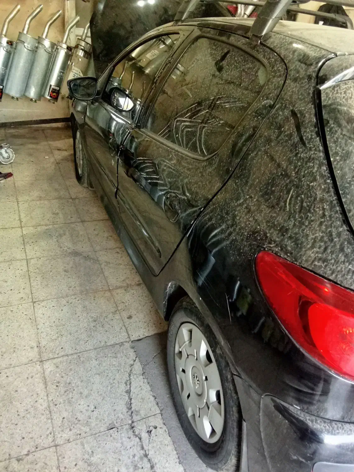 ۲۰۷مدل ۹۶|خودرو سواری و وانت|رشت, کوی حسینی|دیوار