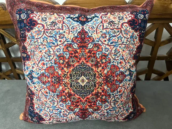 کوسن سنتی مناسب مبل و تخته سنتی|رختخواب، بالش، پتو|شیراز, فضل‌آباد|دیوار