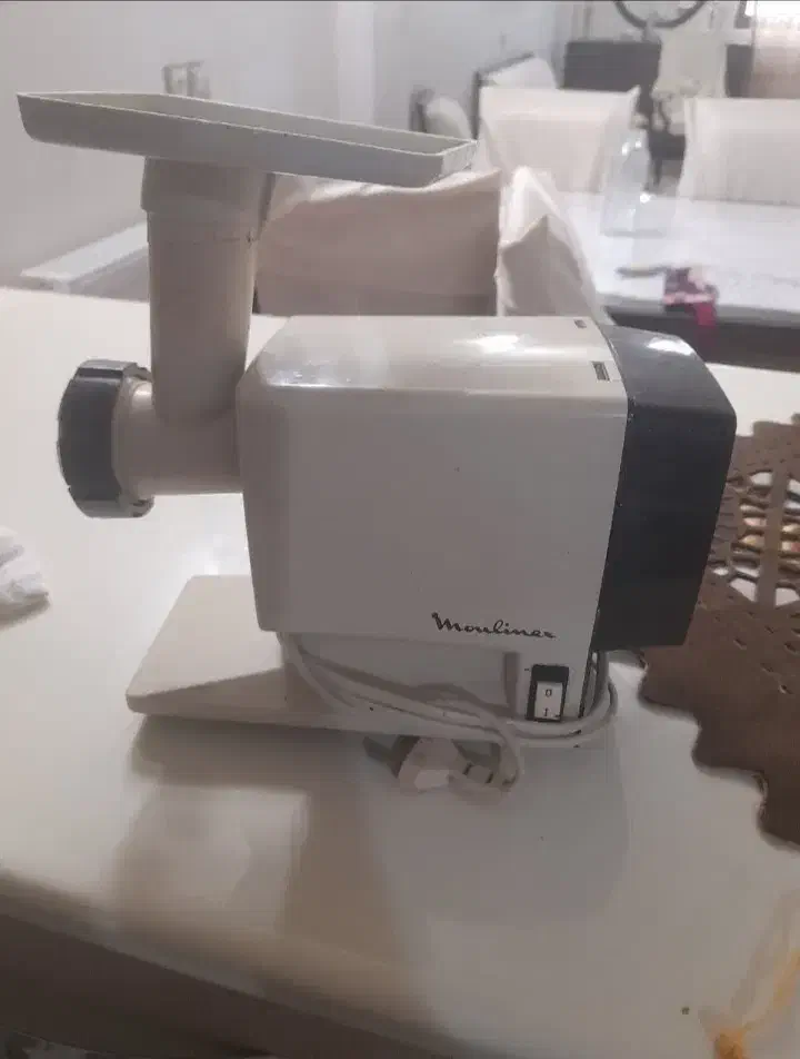 چرخ گردو وچمدان|کیف، کفش، کمربند|آمل, |دیوار