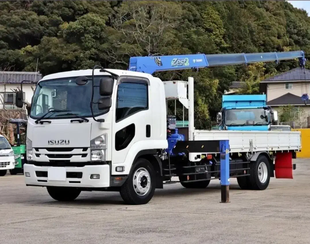 خدمات و اجاره جرثقیل آسمان قزوین|خدمات حمل و نقل|قزوین, |دیوار