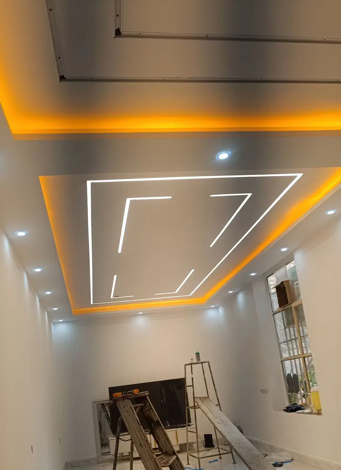 برقکار لاین نوری برق کارساختمان نورپردازی هالوژن|خدمات پیشه و مهارت|شیراز, فرهنگ شهر|دیوار