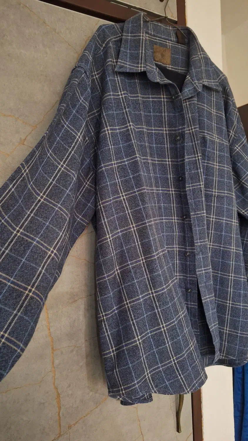 مانتویی|لباس|اراک, |دیوار