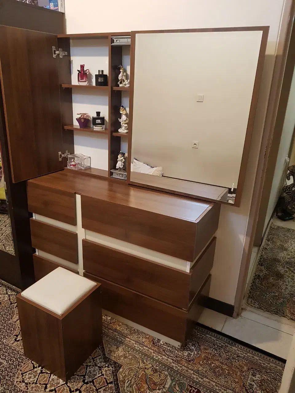 میز آرایش مدرن و دراور شیک در حد نو|جاکفشی، کمد، دراور|تهران, بریانک|دیوار