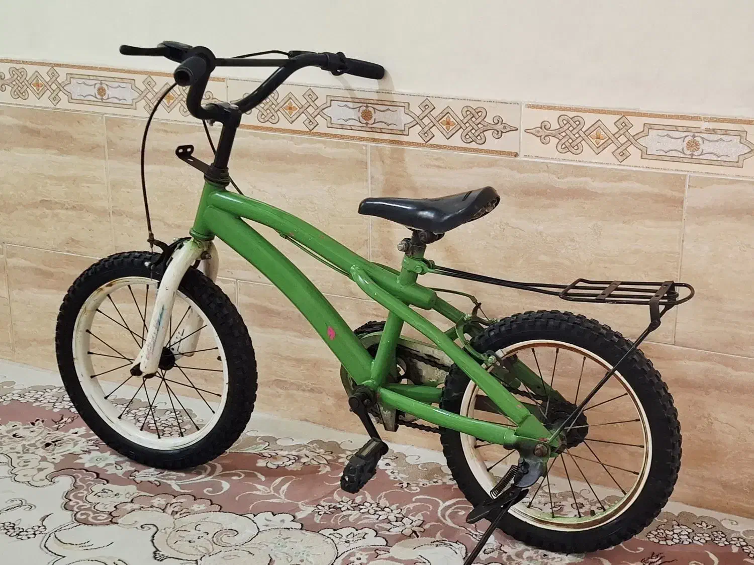 دوچرخه ۲۰ کاملاً سالم و نو--لاستیک ها تعویض شده|دوچرخه، اسکیت، اسکوتر|شیراز, مسلم|دیوار