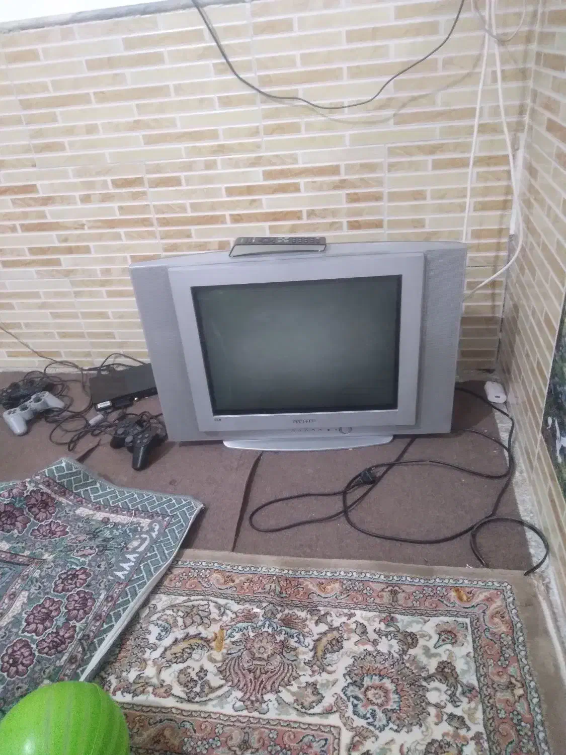 تلوزیون سامسونگ ۲۱ اینچ صفحه تخت با کنتور|تلویزیون و پروژکتور|قم, شاد قلی|دیوار