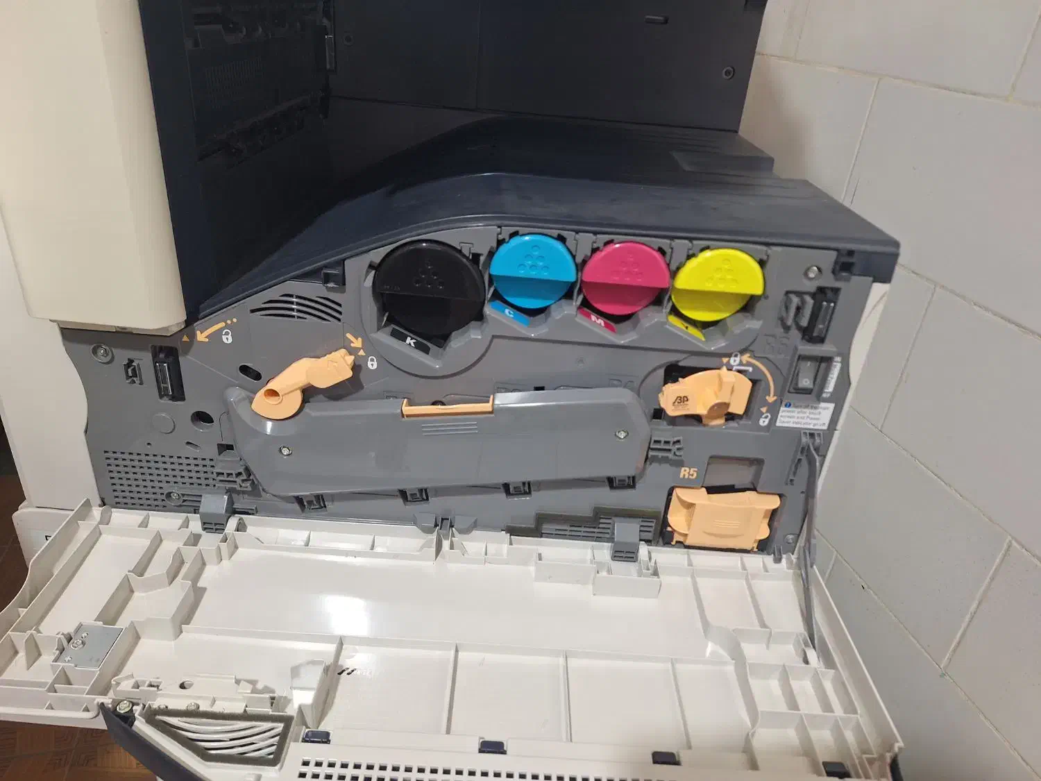 دستگاه کپی رنگی زیراکس c8035|پرینتر، اسکنر، کپی، فکس|هشتگرد, قاسم آباد بزرگ|دیوار